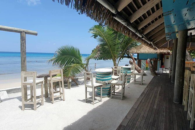Exclusive night tour | Bar & Club, Casino | Mahe, Seychelles | 4h - Frequently Asked Questions