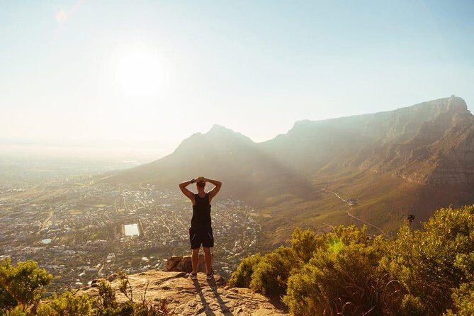 Experience views of Cape Town with Robben Island &Table Mountain full day tour - Scaling New Heights: Table Mountain