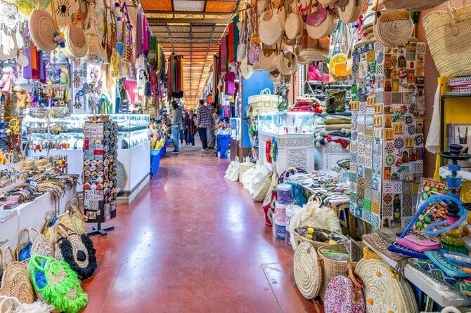 Explore Agadir Souk El Had With a Licensed Tour Guide - Why a Guided Tour Elevates Your Souk Visit