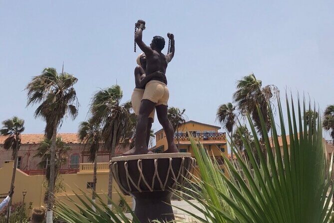 Explore Dakar and Gorée Island full day - Who Should Consider This Tour?