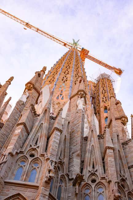 Explore Montserrat and La Sagrada Familia in one day - The Sum Up