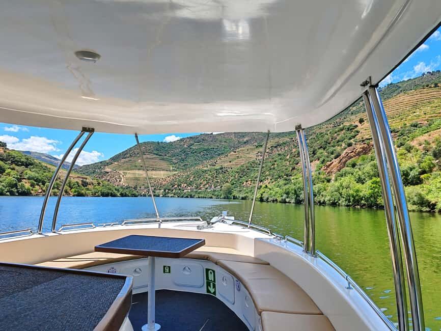 Explore the DOURO - Boat trip with lunch included - A Deep Dive into the Douro Boat Trip Experience