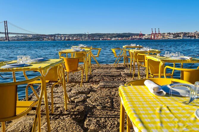 Food & Drink Private Tour in Lisbon & Cacilhas w/ Ferry Included - Transport and Timing: Why It Matters