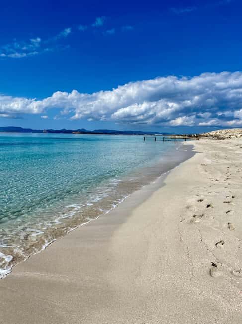 Formentera Kitesurfing equipment rental ONLY NOVEMBER TO MAY - Why Choose Kitesurfing in Formentera?