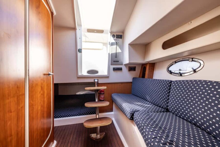 Frankfurt am Main: Private boat tour for up to 10 guests with skyline view - Final Thoughts