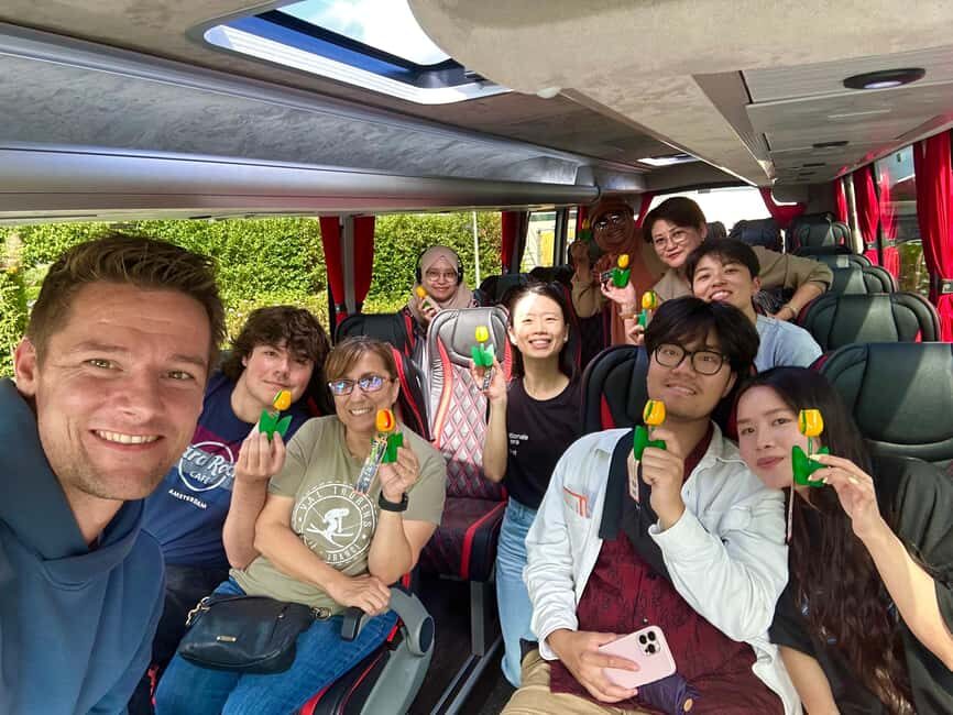 From Amsterdam: Giethoorn Day Trip with Canal & Village Tour - A detailed look at the Giethoorn day trip experience