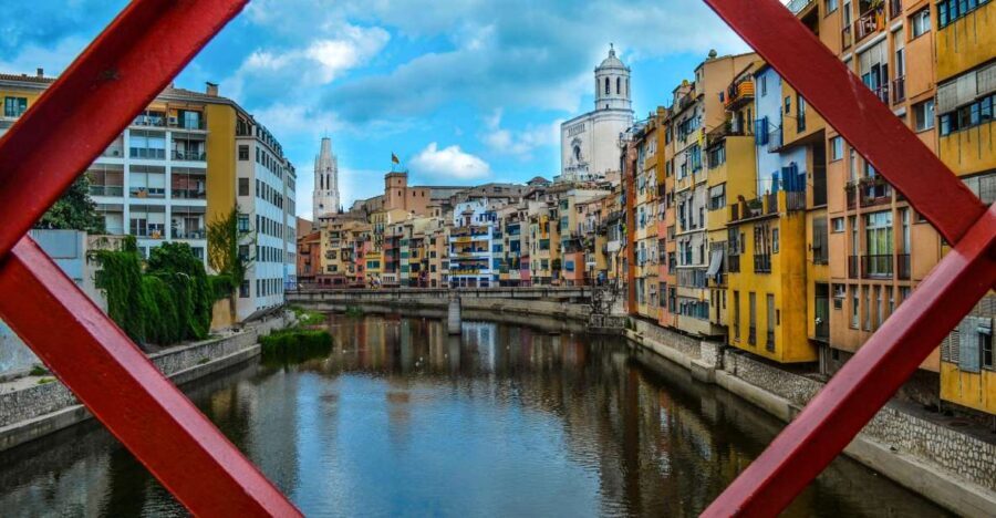 From Barcelona: Girona Full day tour - An Authentic Day in Girona Starts in Comfort
