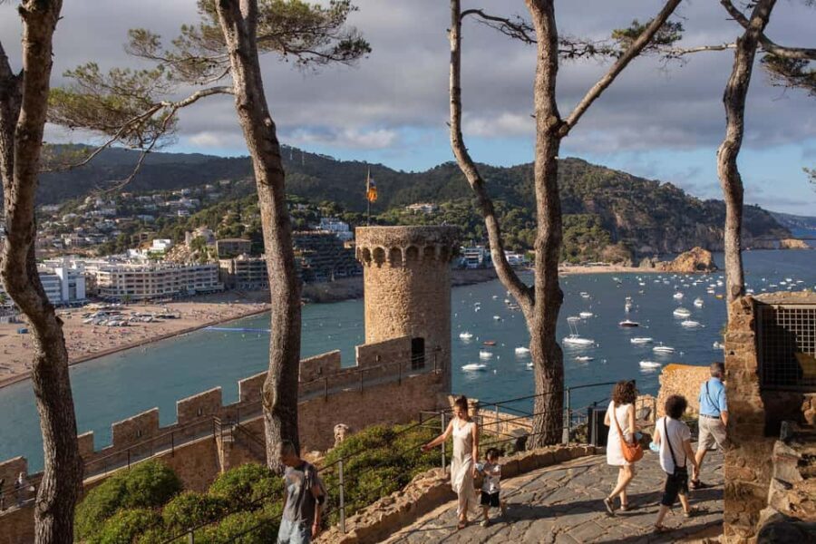 From Barcelona: Tossa de Mar Day Trip with Small Group - What to Expect During Your Visit
