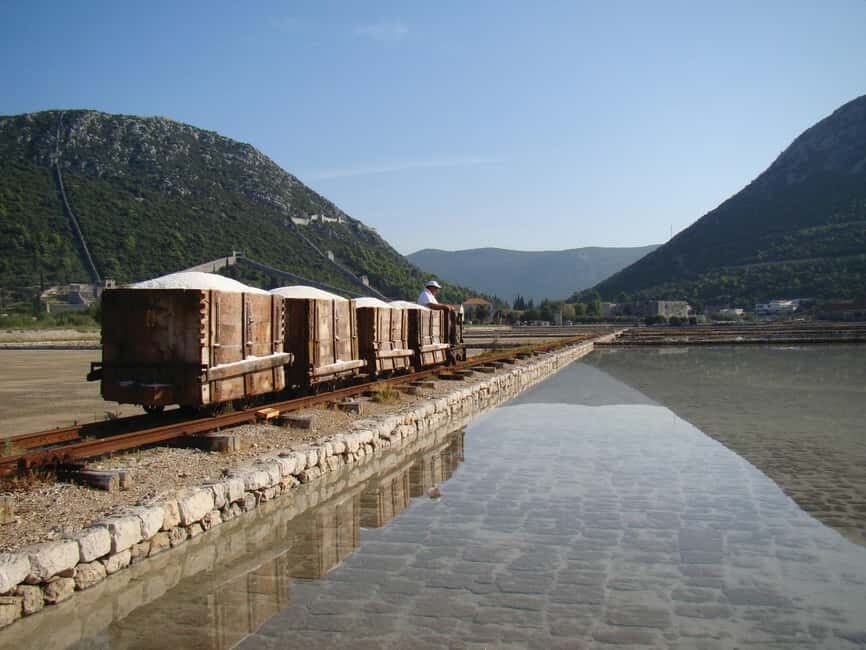 From Dubrovnik: Private Peljeac Wine Region and Ston Tour - Visiting Two Wineries: Sipping in Style and Tradition