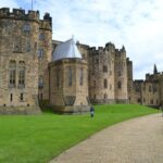 From Edinburgh: Viking Coast & Alnwick Castle Day Tour - Transportation and Group Dynamics