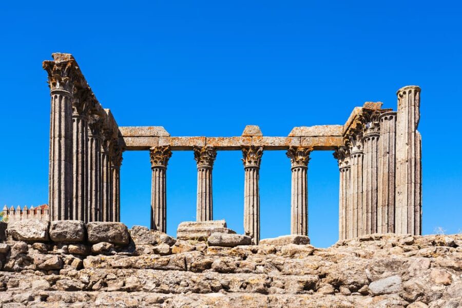 From Lisbon: Évora, Chapel of Bones & Alentejo Wine Tour - Transportation and Group Dynamics