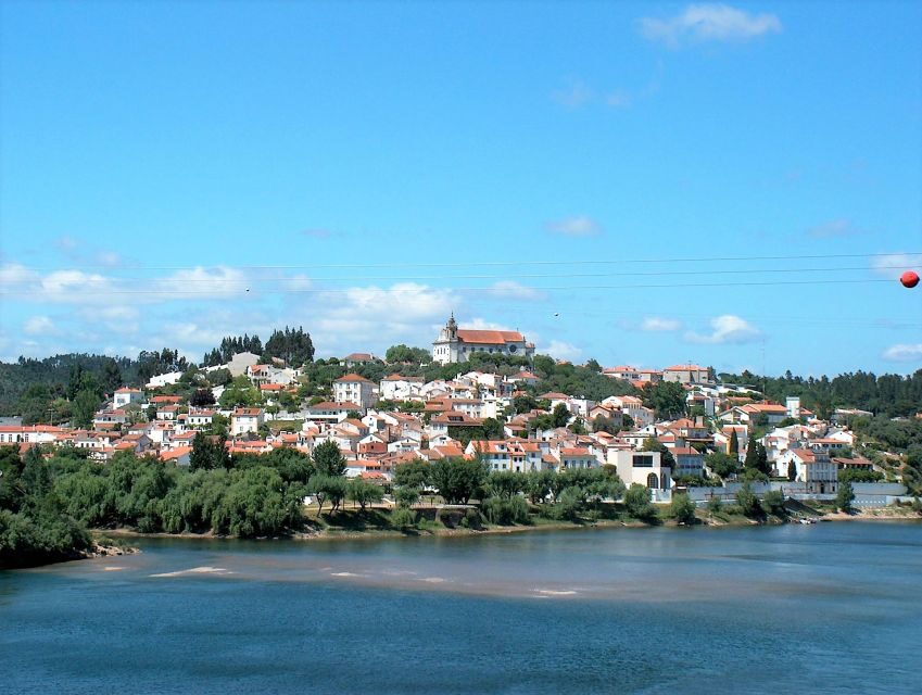 From Lisbon: Knights Templar Tour to Tomar & Almourol Castle - Almourol Castle: A Fairy Tale Fortress
