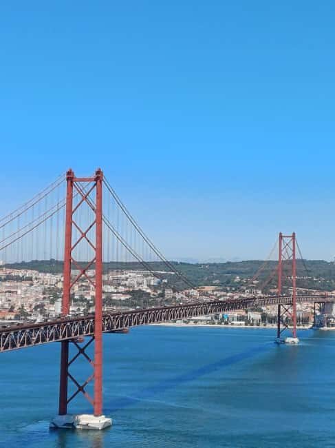 From Lisbon: Lagos Day Trip with Silves Stop - Discovering Silves: History and Charm