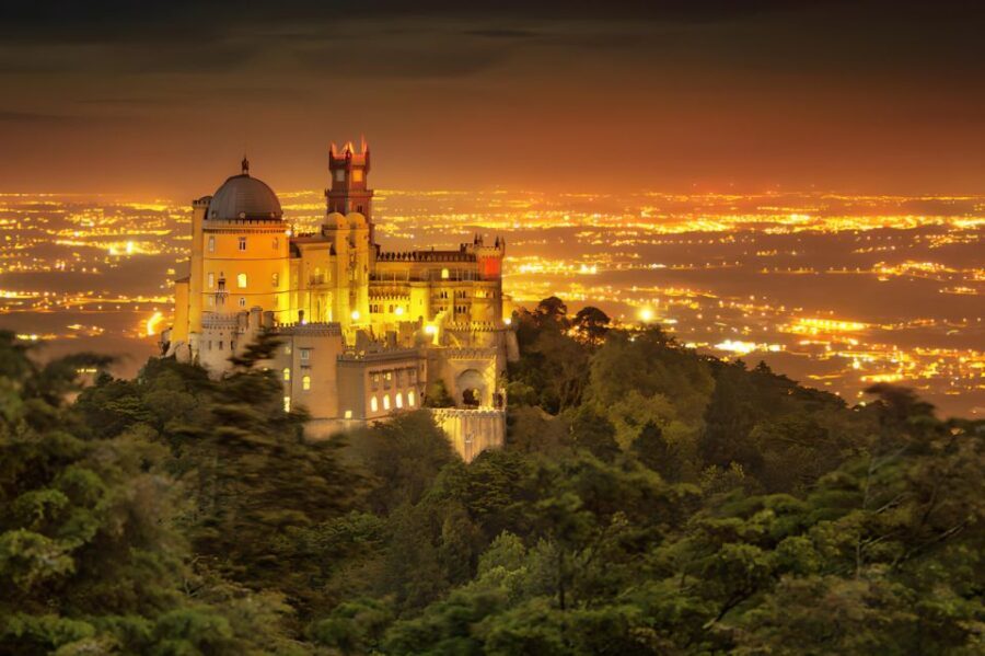 From Lisbon: Pena Palace, Regaleira, Sintra & Cascais Tour - Practical Tips for Making the Most of This Tour