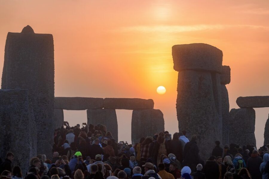 From London: Stonehenge Solstice Celebration Tour - Who Is This Tour Best For?