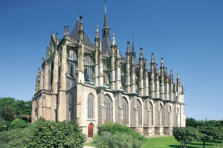 From Prague: Kutná Hora, St.Barbaras Church, Sedlec Ossuary - Practical Aspects and Experience