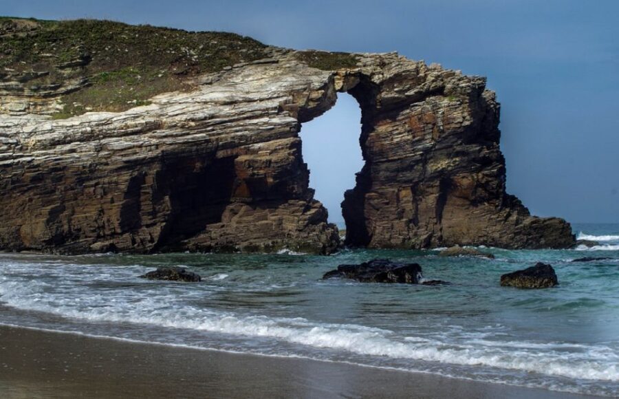 From Santiago: Lugo Ribadeo & Cathedral Beach Full-Day Tour - A Full Breakdown of the Experience