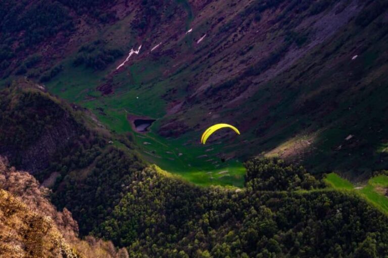 From Tbilisi: Private Ananuri-Gudauri-Kazbegi Tour - Ananuri: A Fortress with a View