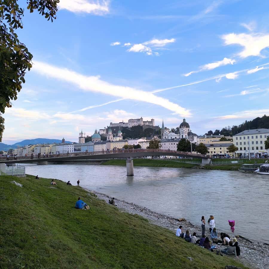 From Vienna or Bratislava: Hallstatt & Salzburg Scenic Tour - The Sum Up