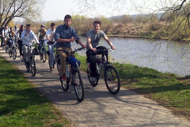 Full-Day Countryside Bike Tour to Karlstejn Castle (small group) - What Sets This Tour Apart?