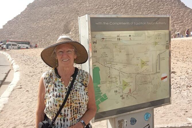 Full-Day Guided Private Tour to Pyramids of Giza Dahshur Sakkara and Memphis - The Experience from the Traveler’s Perspective