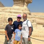 Full-day Guided Tour to Giza Pyramids, Sphinx and Egyptian Museum - Timing and Group Size