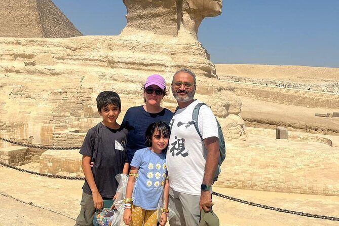 Full-day Guided Tour to Giza Pyramids, Sphinx and Egyptian Museum - Timing and Group Size