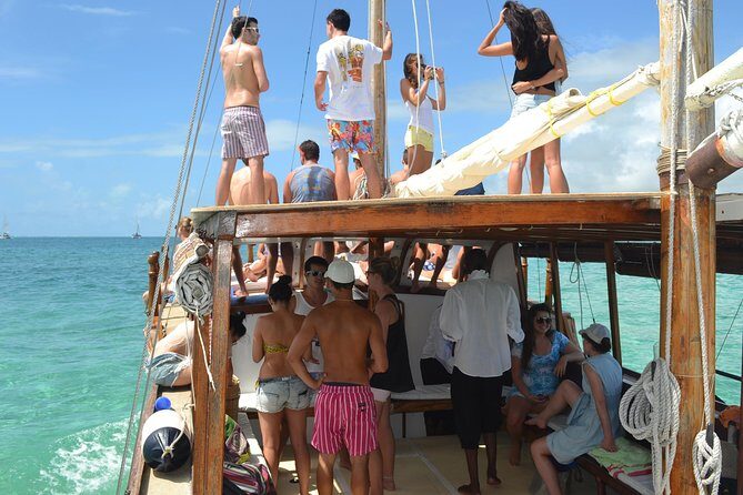 Full day private charter to ile aux cerfs including lunch with Sirene D'or - The Itinerary: What to Expect