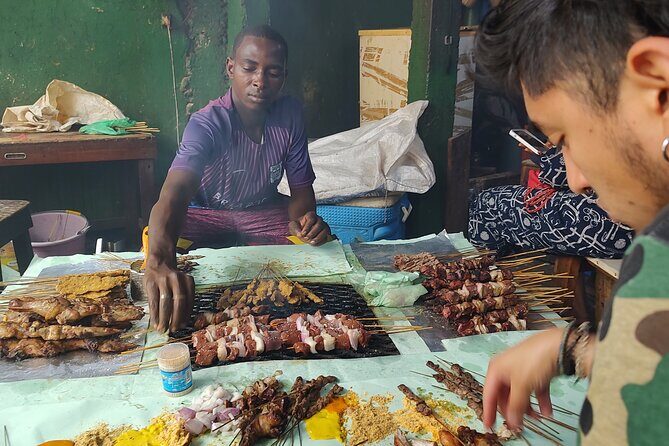 Full Day Private Tour in Dakar: move, eat, act like a local - Transportation, Timing, and Practicalities