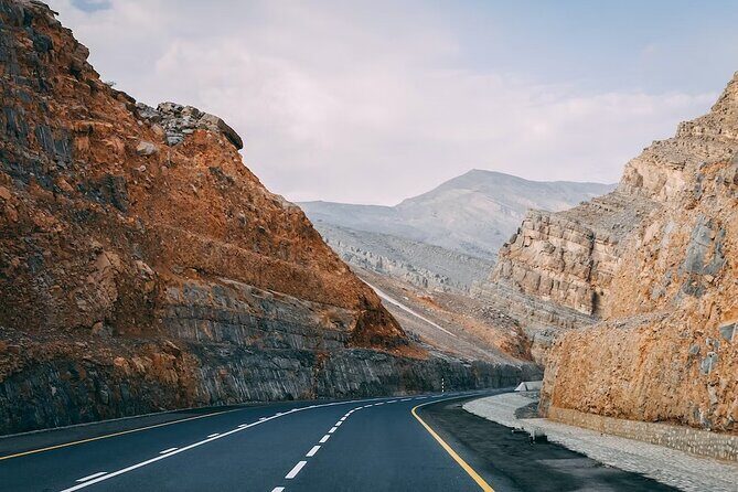 Full-Day Private Tour of the Six Emirates with Hotel Pick Up - Who Should Consider This Tour?