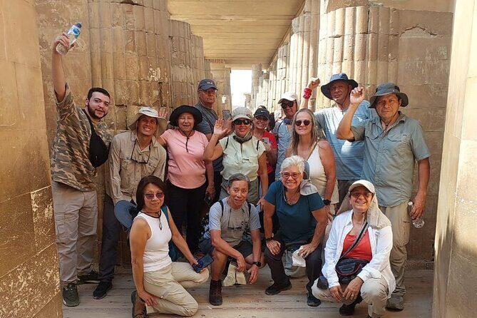 Full Day Private Tour to Pyramid of Giza Saqqara and Memphis - Exploring the Giza Pyramids and Sphinx