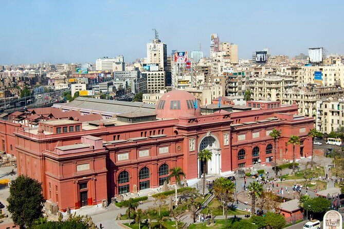 Full Day Tour from Giza Pyramids to Cairo with Egyptian Museum - The Egyptian Museum: Treasures of a Pharaoh