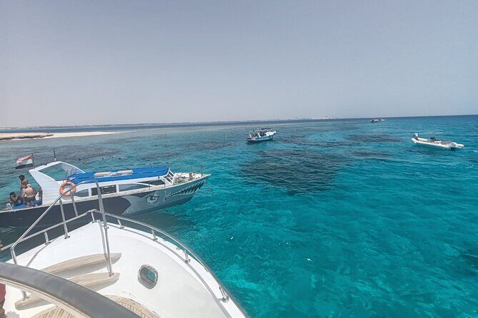 Full day trip by Luxury boat and Hula Hula Island - Who Is This Tour Best For?
