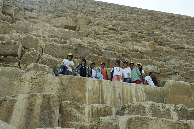 Giza pyramids and Egyptian museum Stopover tour - The Sum Up