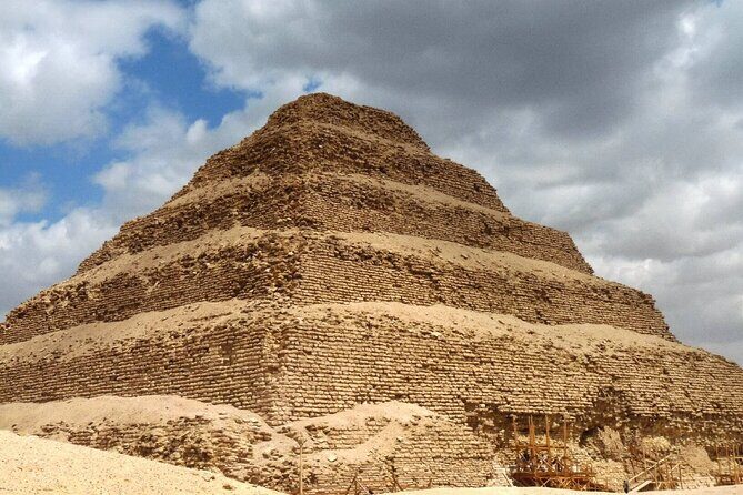 Giza Pyramids, Sakkara and Memphis Day Tour - Additional Details and Practical Tips