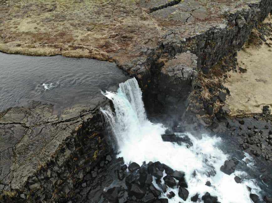 Golden Circle Private Day Tour from Reykjavik - Thingvellir National Park: Tectonic Plates & Historic Significance