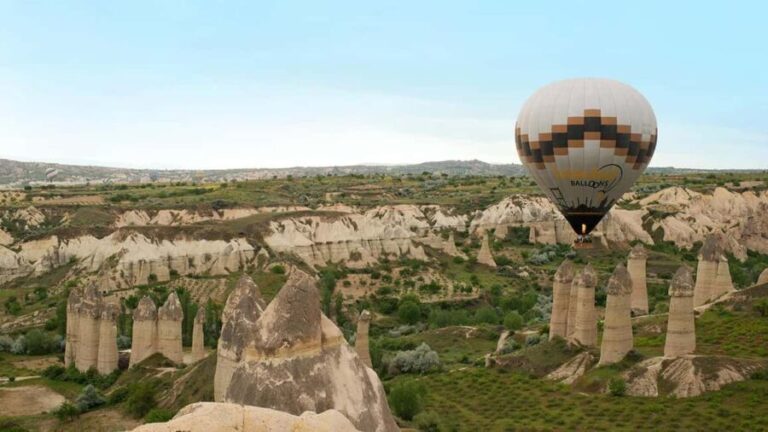 Göreme: Sunrise Hot Air Balloon Ride over Cappadocia - Practical Details and Tips