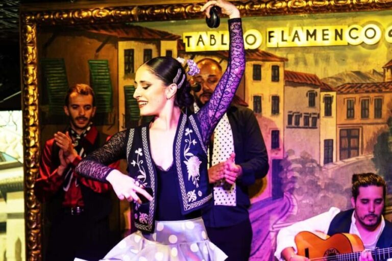 Granada: Traditional Flamenco show at Tablao Albayzín - The Setting and Location