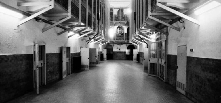 Guided tour of Le Nuove Prisons Museum and Air Raid Shelter - Practical Details and Tips