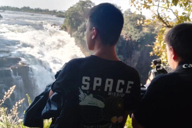 Guided Tour of the Falls - An in-depth look at the experience