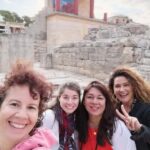 Guided visit of Knossos Palace in Spanish - A Deep Dive Into the Crete Minoan Experience