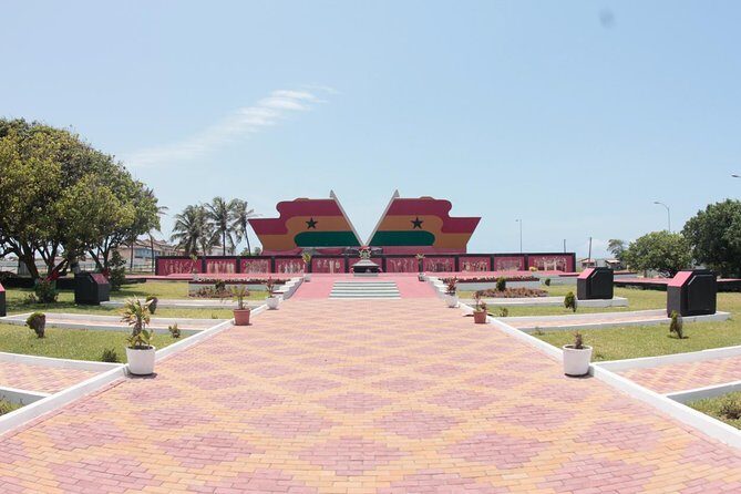 Half Day Accra City Sightseeing Tour With Guide - An In-Depth Look at the Tour Itinerary