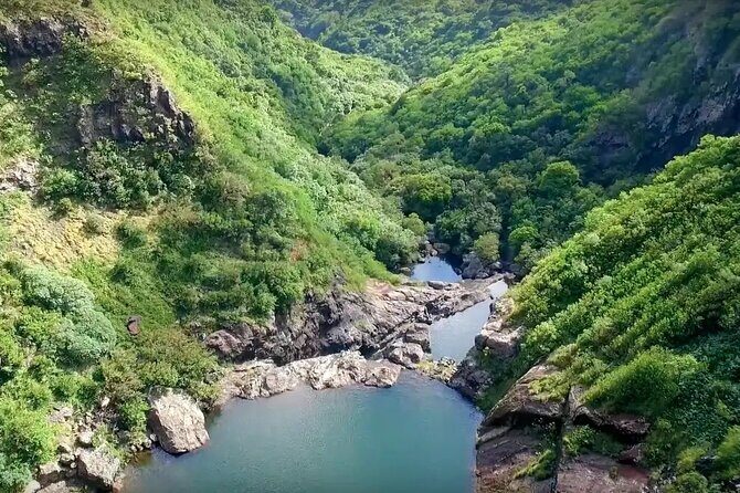 Half Day Hike to Seven Waterfalls in Mauritius - Why This Tour Offers Great Value