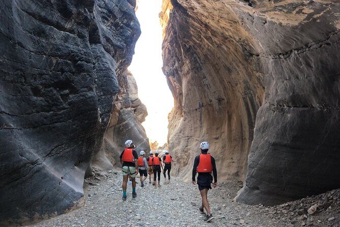 Half Day - Snake Canyon Adventure Tour in Jebel Shams - Why We Love This Tour