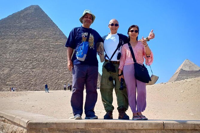 Half-Day Tour of the Giza Pyramids and Solar Boat Museum with Lunch and Camel Ride - Authenticity and Unique Aspects