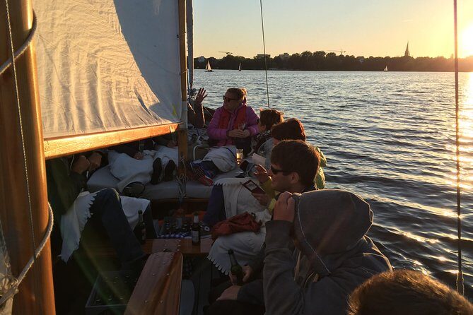 Hamburg Small-Group Sunset Sailing Cruise on Lake Alster - The Itinerary in Detail