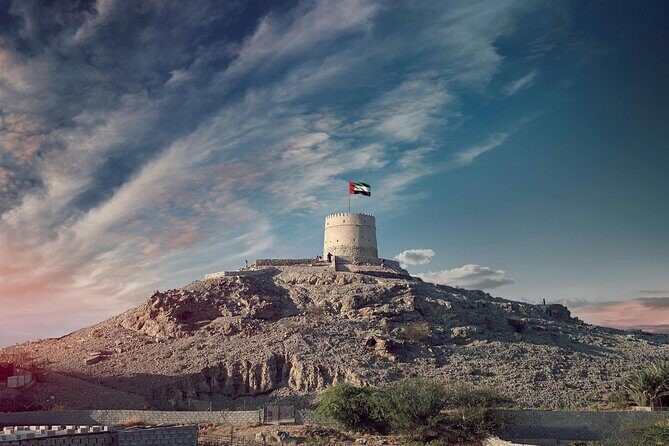 Hatta Mountain Tour With Kayaking And lunch By Private 4WD Car - Stepping Back in Time at Hatta Heritage Village