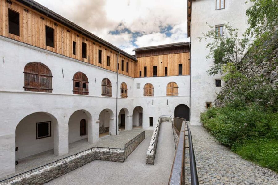 Heinfels Castle: Guided tour of the castle - What to Expect from the Heinfels Castle Guided Tour