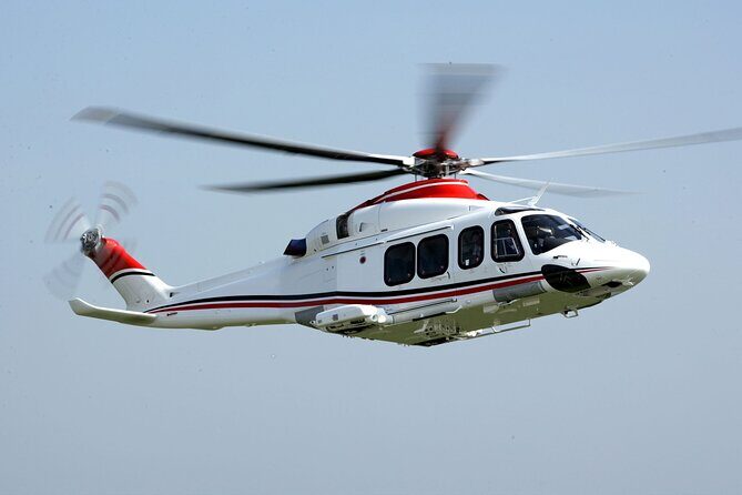 Helicopter Ride in Abu Dhabi - Helicopter Ride in Abu Dhabi: A Bird’s Eye View of the City’s Grandeur