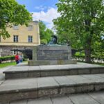 Helsinki & Suomenlinna: City Highlights Tour with Ferry Ride - Who Will Love This Tour?